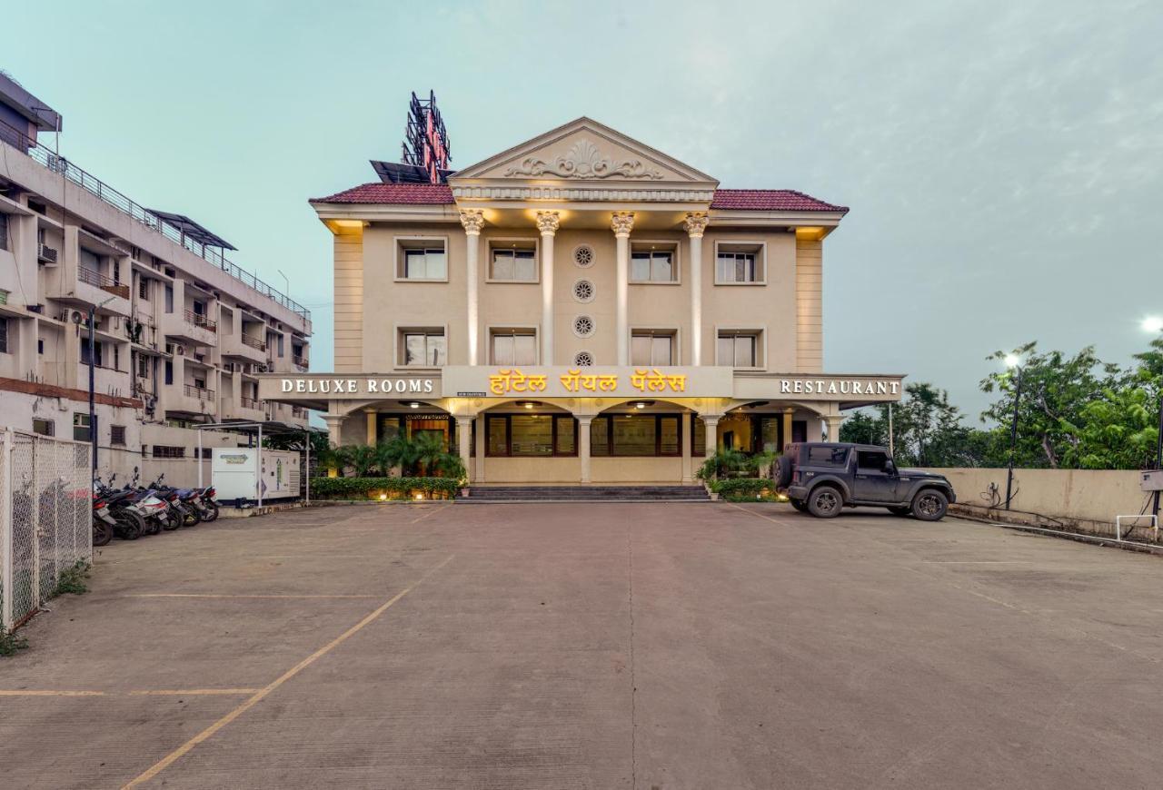 Hotel Royal Palace Karād Exteriér fotografie